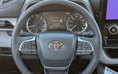 Toyota Highlander, 2025 год, 8 200 000 рублей, 10 фотография