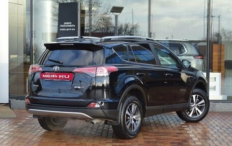 Toyota RAV4, 2018 год, 2 430 000 рублей, 5 фотография