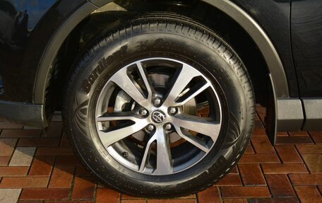 Toyota RAV4, 2018 год, 2 430 000 рублей, 11 фотография