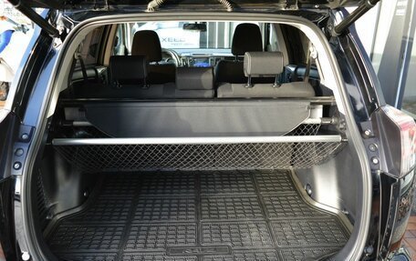 Toyota RAV4, 2018 год, 2 430 000 рублей, 14 фотография