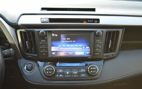 Toyota RAV4, 2018 год, 2 430 000 рублей, 22 фотография