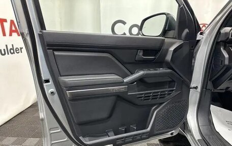 Toyota 4Runner, 2025 год, 8 200 000 рублей, 16 фотография