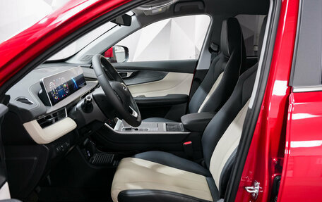 Chery Tiggo 4 I рестайлинг, 2025 год, 2 350 000 рублей, 6 фотография