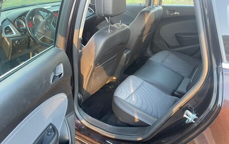 Opel Astra J, 2013 год, 600 000 рублей, 6 фотография