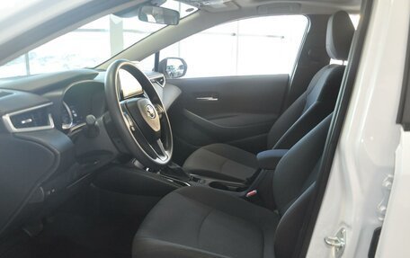 Toyota Corolla, 2022 год, 2 650 000 рублей, 10 фотография