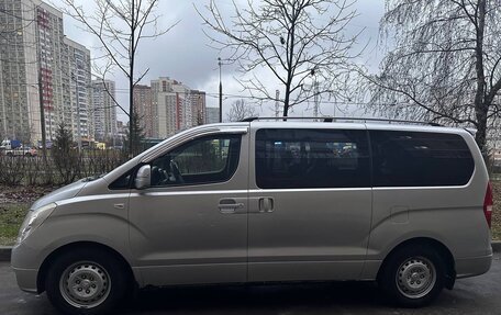 Hyundai Grand Starex Grand Starex I рестайлинг 2, 2010 год, 1 750 000 рублей, 2 фотография