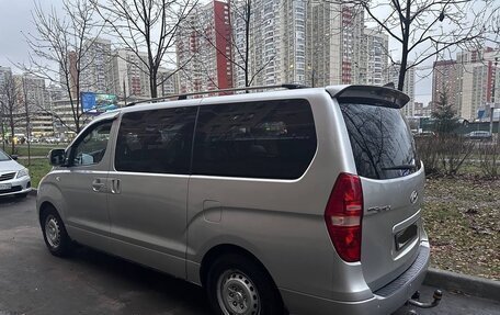 Hyundai Grand Starex Grand Starex I рестайлинг 2, 2010 год, 1 750 000 рублей, 6 фотография