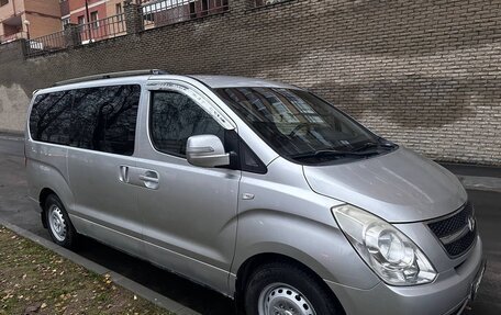 Hyundai Grand Starex Grand Starex I рестайлинг 2, 2010 год, 1 750 000 рублей, 5 фотография