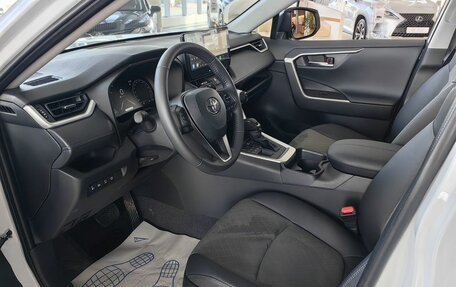 Toyota RAV4, 2025 год, 4 550 000 рублей, 13 фотография