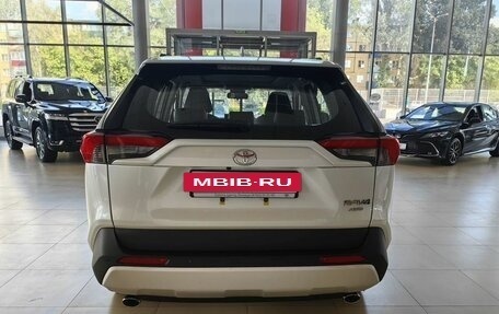 Toyota RAV4, 2025 год, 4 550 000 рублей, 6 фотография
