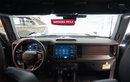 Ford Bronco, 2025 год, 15 890 000 рублей, 36 фотография