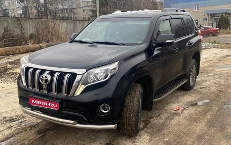 Toyota Land Cruiser Prado 150 рестайлинг 2, 2014 год, 3 800 000 рублей, 1 фотография