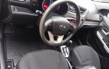 KIA Rio III рестайлинг, 2013 год, 749 000 рублей, 10 фотография