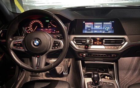 BMW 3 серия, 2019 год, 3 700 000 рублей, 13 фотография