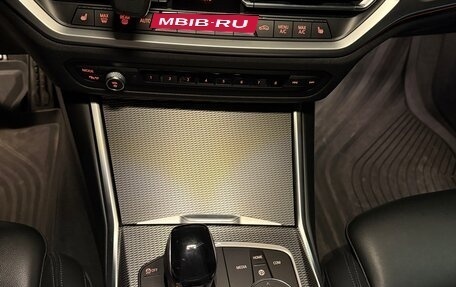 BMW 3 серия, 2019 год, 3 700 000 рублей, 15 фотография