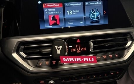 BMW 3 серия, 2019 год, 3 700 000 рублей, 14 фотография