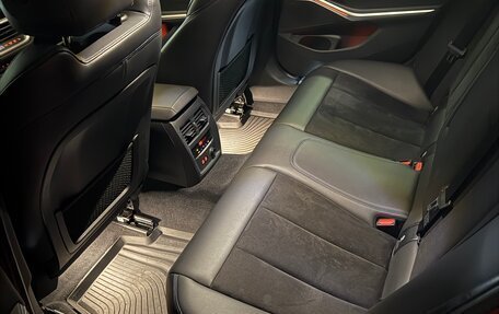 BMW 3 серия, 2019 год, 3 700 000 рублей, 18 фотография