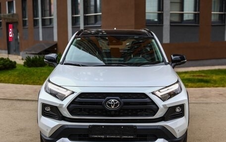 Toyota RAV4, 2025 год, 4 180 000 рублей, 2 фотография