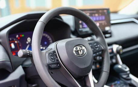 Toyota RAV4, 2025 год, 4 180 000 рублей, 14 фотография