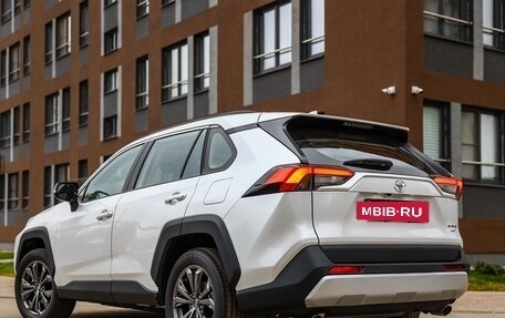 Toyota RAV4, 2025 год, 4 180 000 рублей, 11 фотография