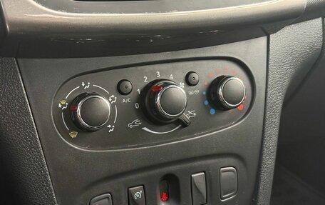 Renault Sandero II рестайлинг, 2018 год, 1 067 000 рублей, 20 фотография