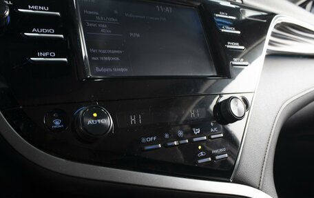 Toyota Camry, 2020 год, 2 900 000 рублей, 15 фотография