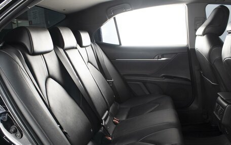 Toyota Camry, 2020 год, 2 900 000 рублей, 6 фотография