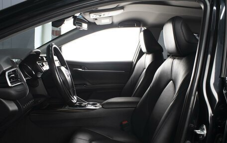 Toyota Camry, 2020 год, 2 900 000 рублей, 9 фотография