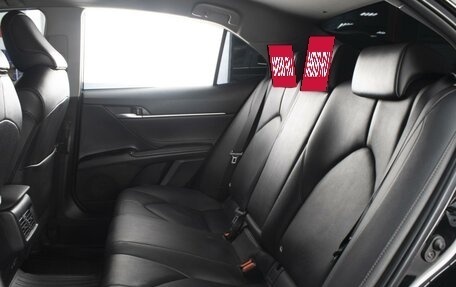 Toyota Camry, 2020 год, 2 900 000 рублей, 8 фотография