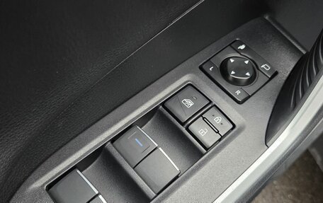 Toyota RAV4, 2022 год, 3 800 000 рублей, 29 фотография