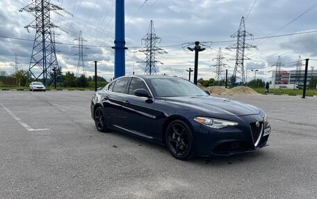 Alfa Romeo Giulia II, 2016 год, 2 000 000 рублей, 3 фотография