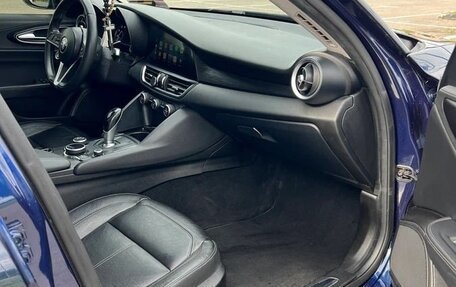 Alfa Romeo Giulia II, 2016 год, 2 000 000 рублей, 6 фотография