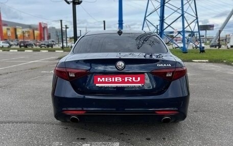 Alfa Romeo Giulia II, 2016 год, 2 000 000 рублей, 20 фотография