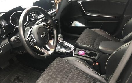 KIA cee'd III, 2018 год, 1 400 000 рублей, 5 фотография