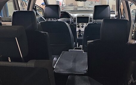 Toyota Corolla Verso I, 2006 год, 680 000 рублей, 11 фотография