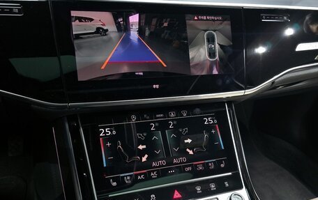 Audi A8, 2023 год, 10 140 000 рублей, 15 фотография