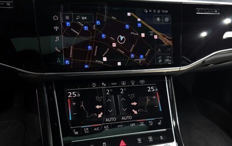 Audi A8, 2023 год, 10 140 000 рублей, 13 фотография
