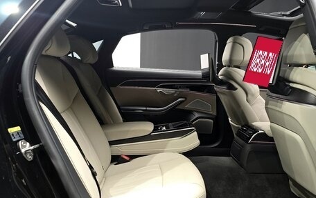 Audi A8, 2023 год, 10 140 000 рублей, 18 фотография