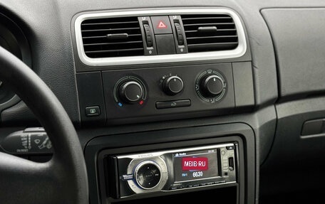 Skoda Fabia II, 2010 год, 409 000 рублей, 17 фотография