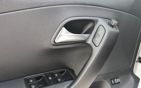 Volkswagen Polo VI (EU Market), 2018 год, 1 100 000 рублей, 13 фотография