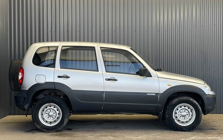 Chevrolet Niva I рестайлинг, 2011 год, 527 000 рублей, 23 фотография