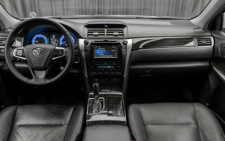 Toyota Camry, 2016 год, 1 440 000 рублей, 10 фотография