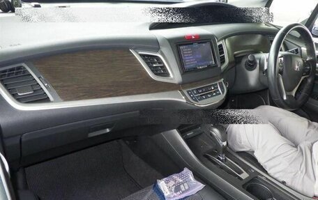 Honda Jade I, 2017 год, 1 900 000 рублей, 11 фотография