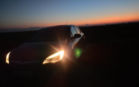 Opel Astra J, 2011 год, 660 000 рублей, 3 фотография