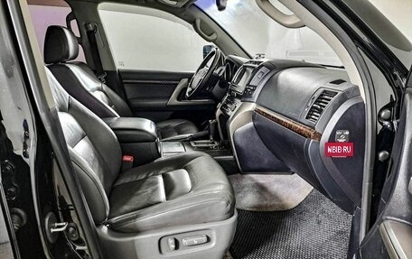 Toyota Land Cruiser 200, 2009 год, 2 850 000 рублей, 11 фотография