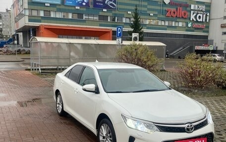 Toyota Camry, 2015 год, 1 510 000 рублей, 2 фотография