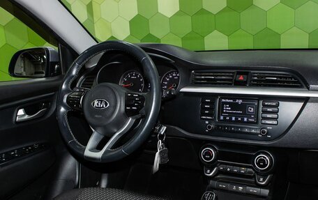 KIA Rio IV, 2018 год, 1 300 000 рублей, 14 фотография