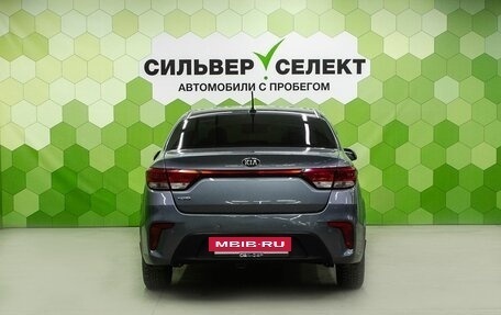 KIA Rio IV, 2018 год, 1 300 000 рублей, 4 фотография