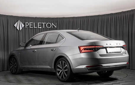 Skoda Superb III рестайлинг, 2025 год, 3 310 000 рублей, 4 фотография