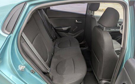 KIA Rio III рестайлинг, 2011 год, 630 000 рублей, 18 фотография